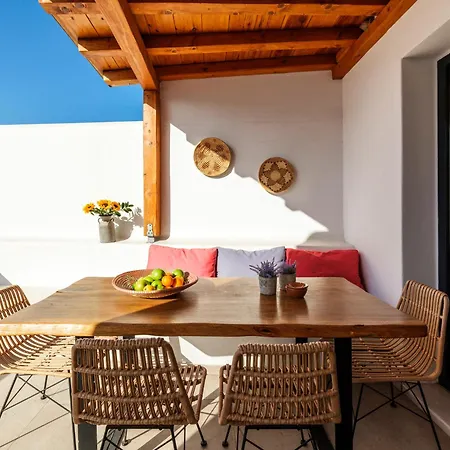 Levandamykonos Tatil Evi